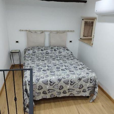 Il Rifugio Del Conte Apartment Наполи Екстериор снимка