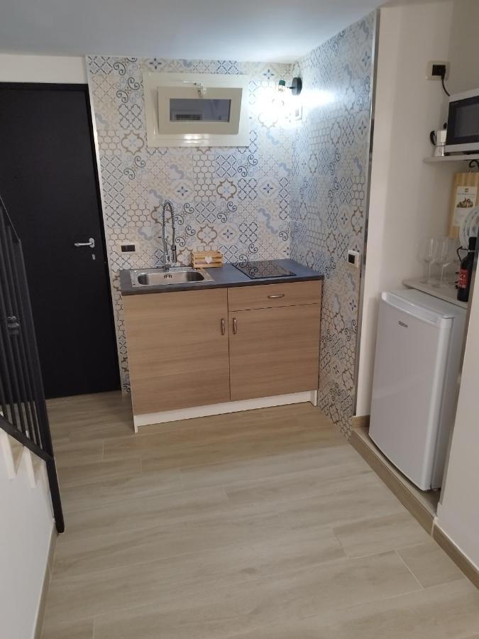 Il Rifugio Del Conte Apartment Наполи Екстериор снимка
